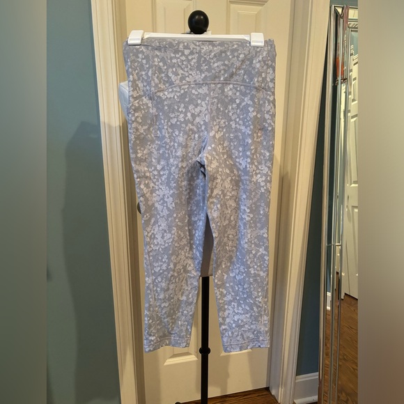 Lululemon Swift Speed High-Rise Crop - Picture 3 of 13